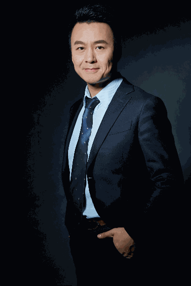 康弘年 组织变革与人力资源管理专家
